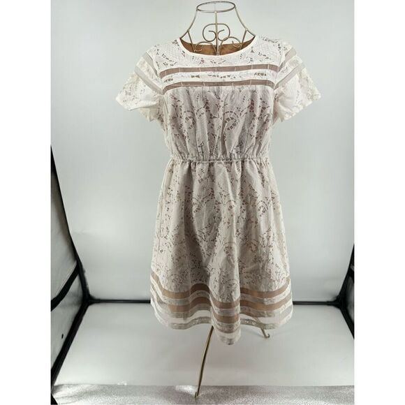 Motherhood Maternity Dresses & Skirts - Motherhood Maternity Lace Dress Small White Pleated Short Sleeve Fit Flare